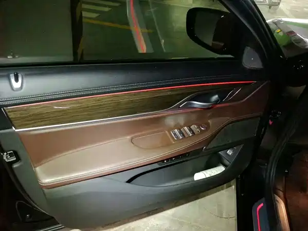 BMW 7 Series 2021