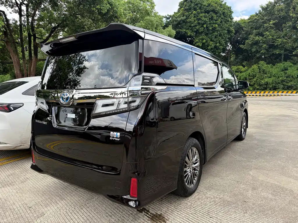 Toyota Vellfire 2020
