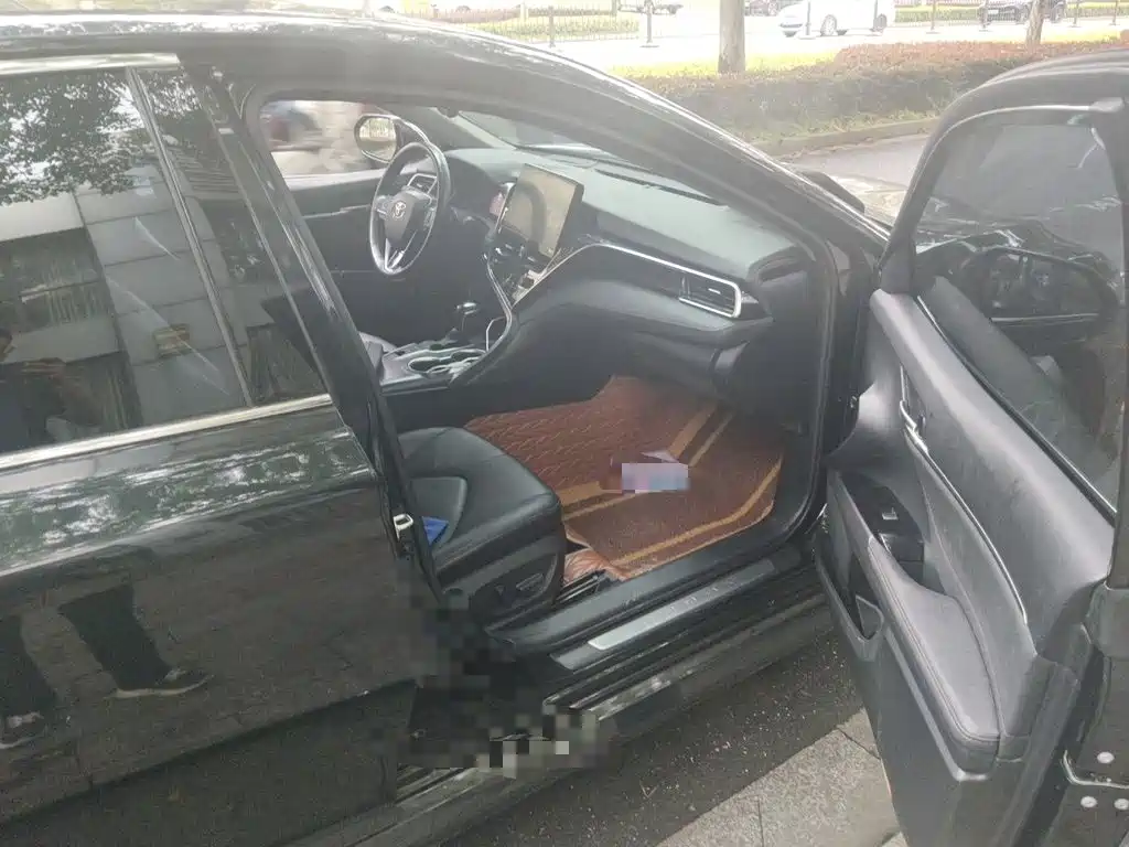 Toyota Camry 2021 — фото 20