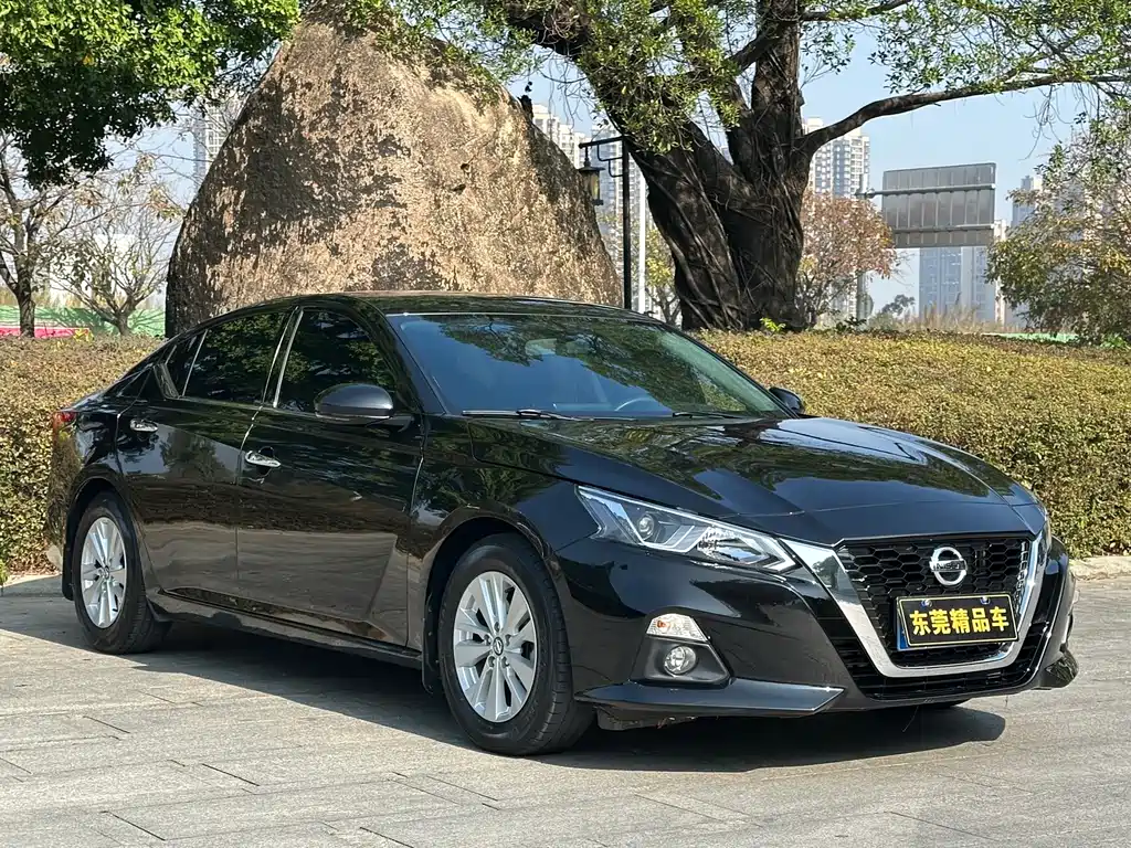 Nissan Teana 2021 — фото 1
