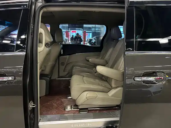 Buick GL8 2017
