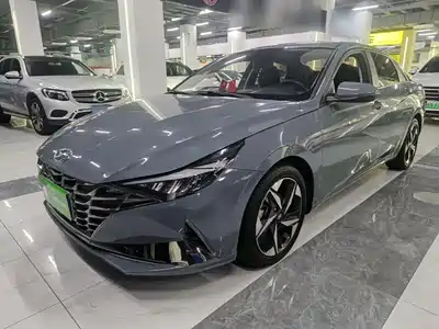 Hyundai Elantra 2022
