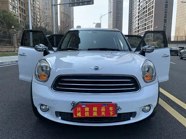 MINI Countryman 2011