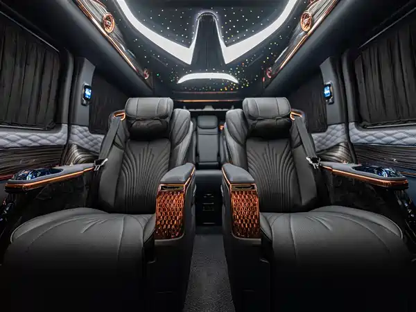 Mercedes-Benz V-Class 2025