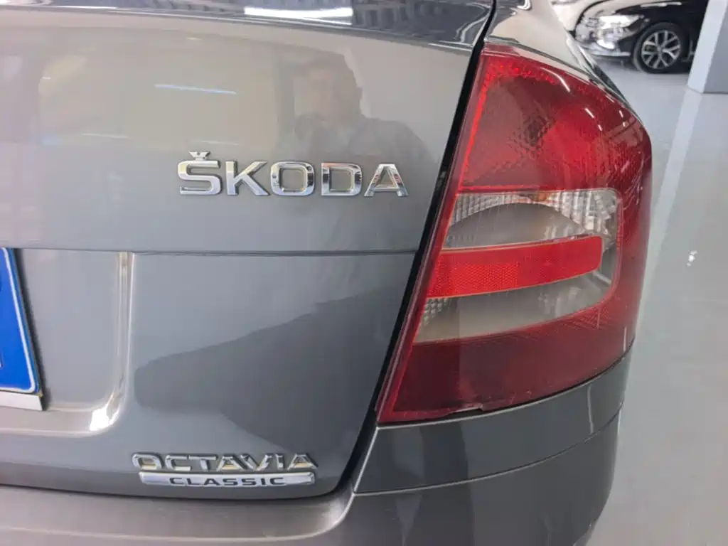 Skoda Octavia 2015 — фото 8