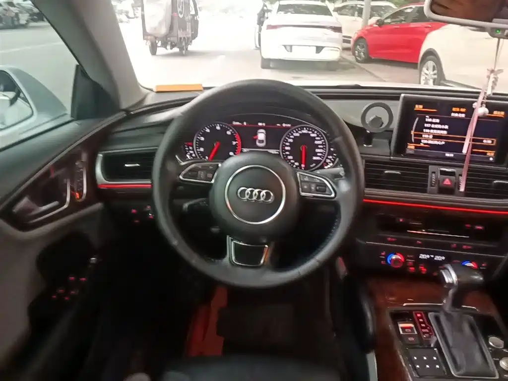 Audi A7 2016 — фото 11