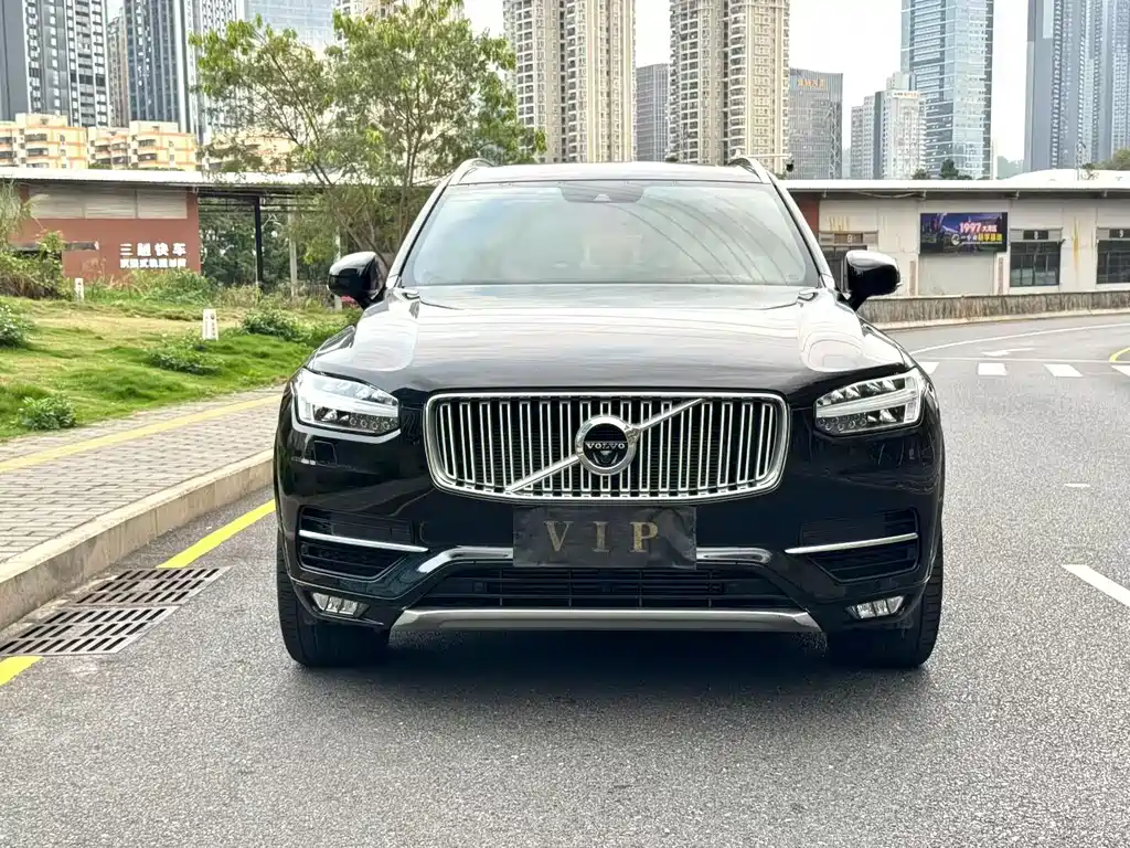 Volvo XC90 2019 — фото 2