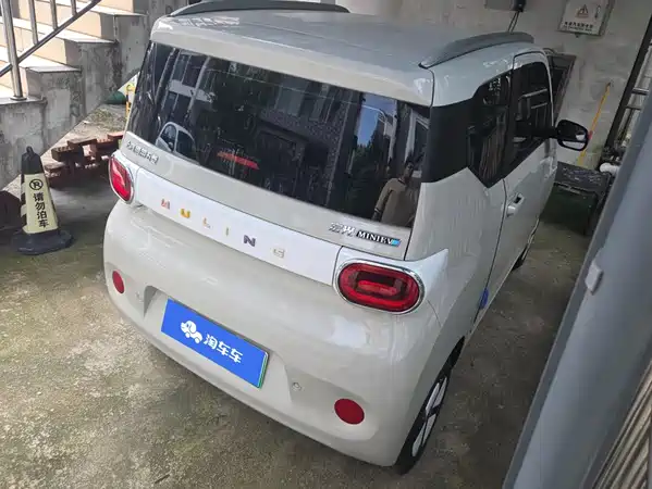 Wuling Hongguang MINIEV 2024