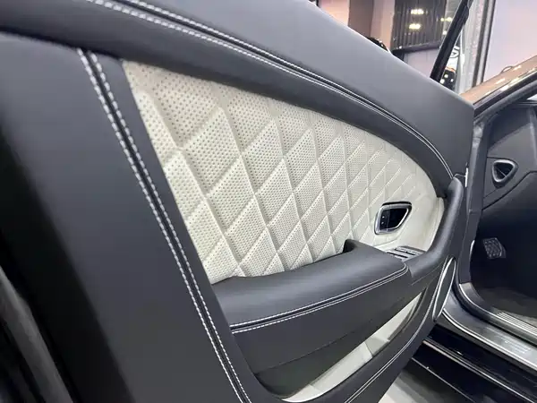 Bentley Continental 2019