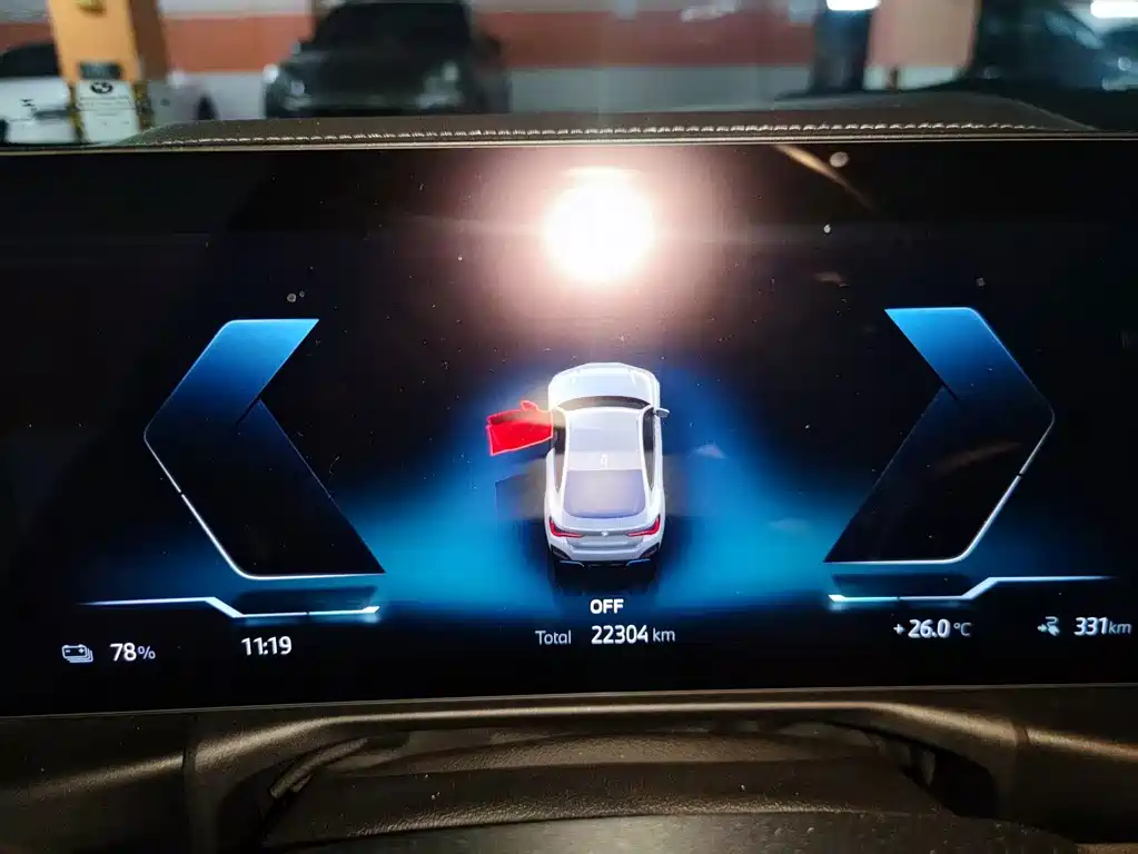 BMW i4 2025 — фото 3