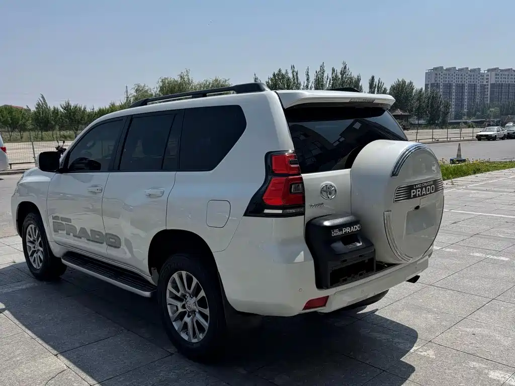 Toyota Prado 2018 — фото 13