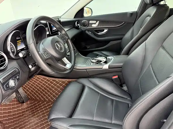 Mercedes-Benz C-Class 2018