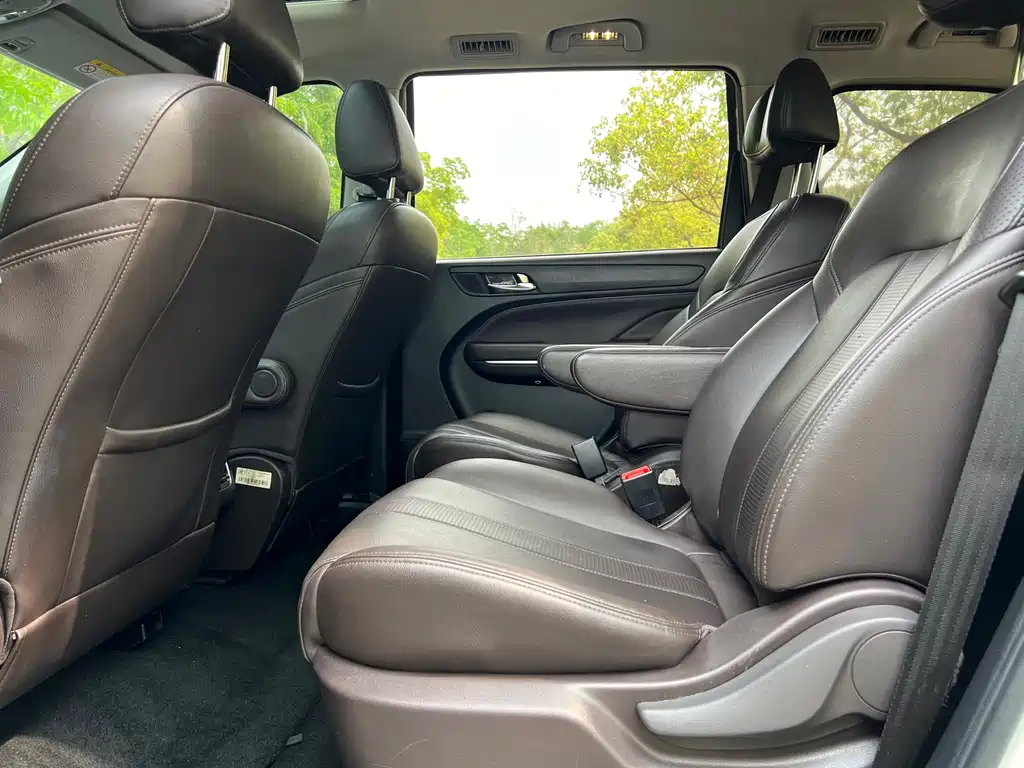 GAC Motor Trumpchi M6 2020 — фото 10