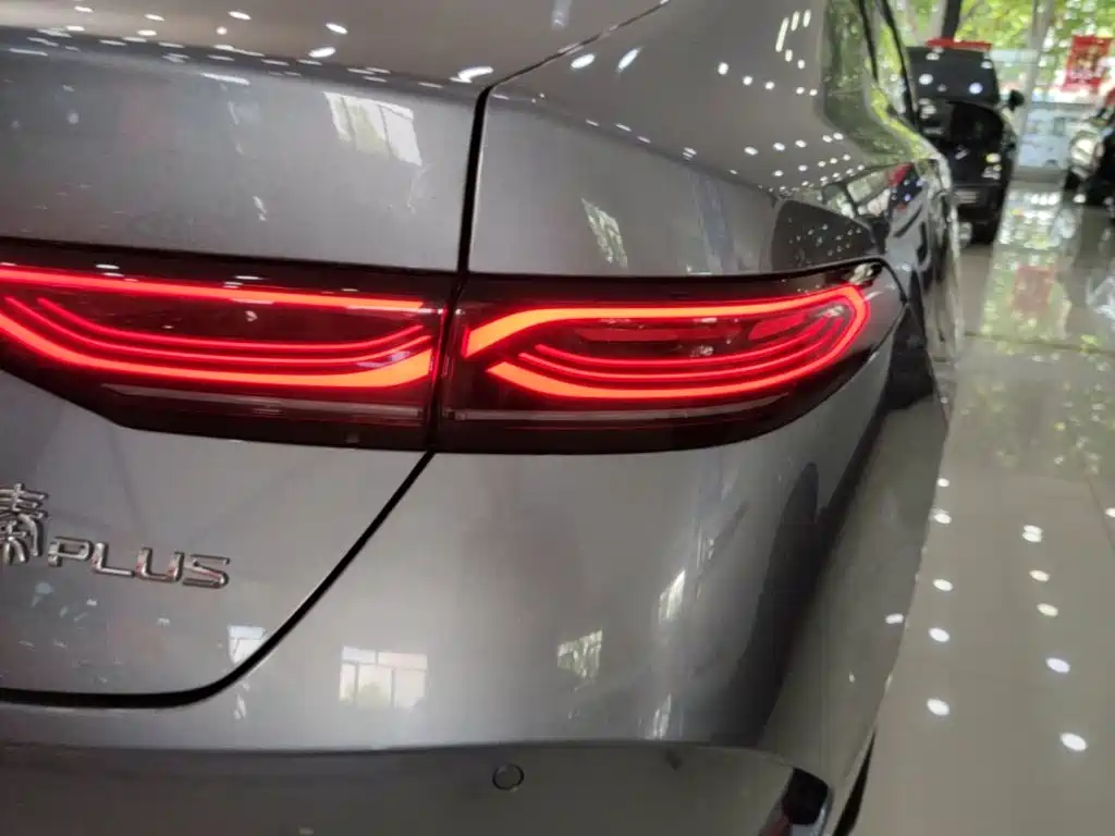 BYD Qin PLUS 2025 — фото 8