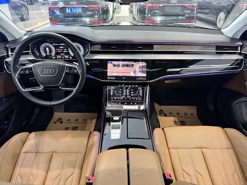 Audi A8 2019 — фото 7