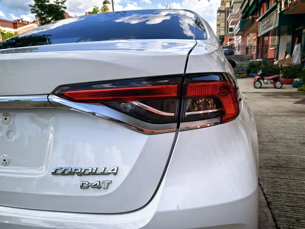 Toyota Corolla 2022 — фото 16