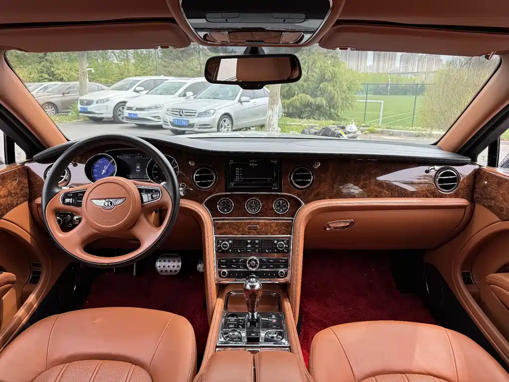 Bentley Mulsanne 2013 — фото 17