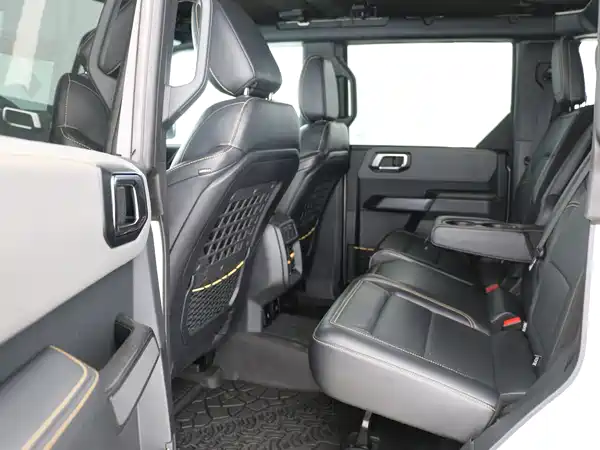 Ford Bronco 2025
