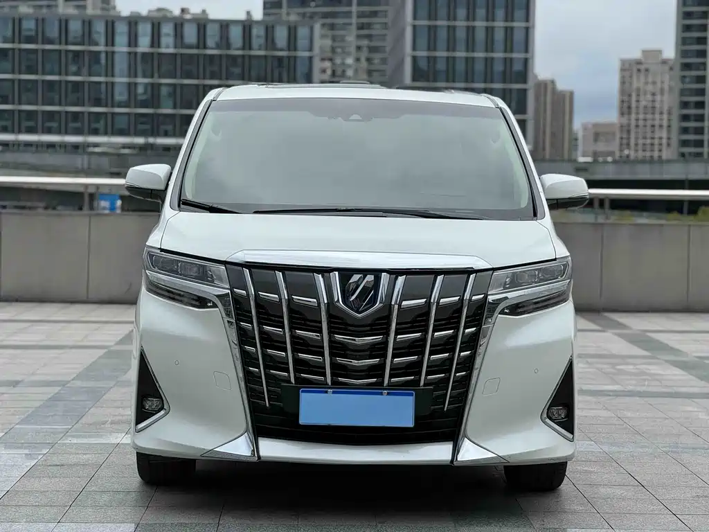 Toyota Alphard 2020 — фото 2