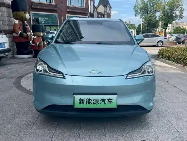 Neta V 2023
