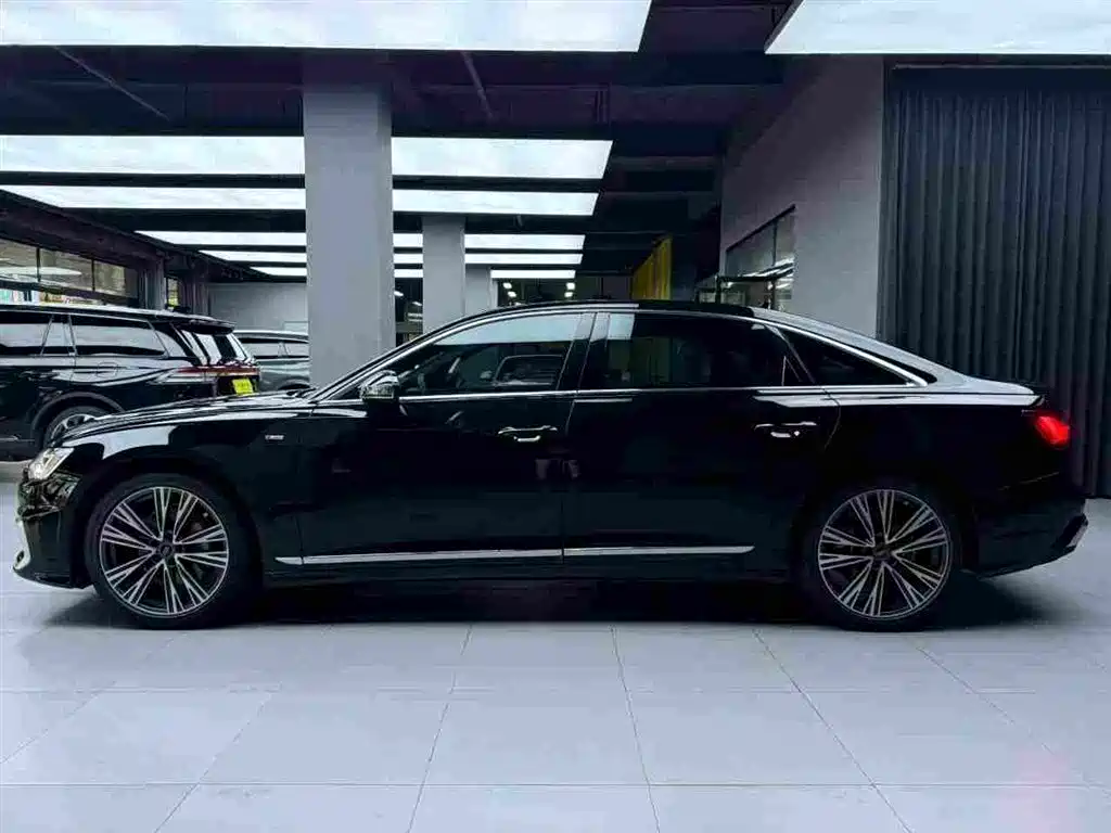 Audi A6L 2025