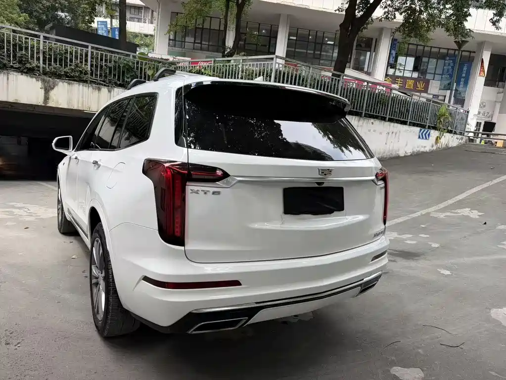 Cadillac XT6 2020 — фото 19
