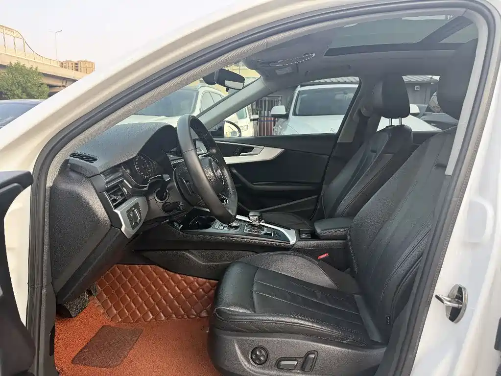 Audi A4L 2018