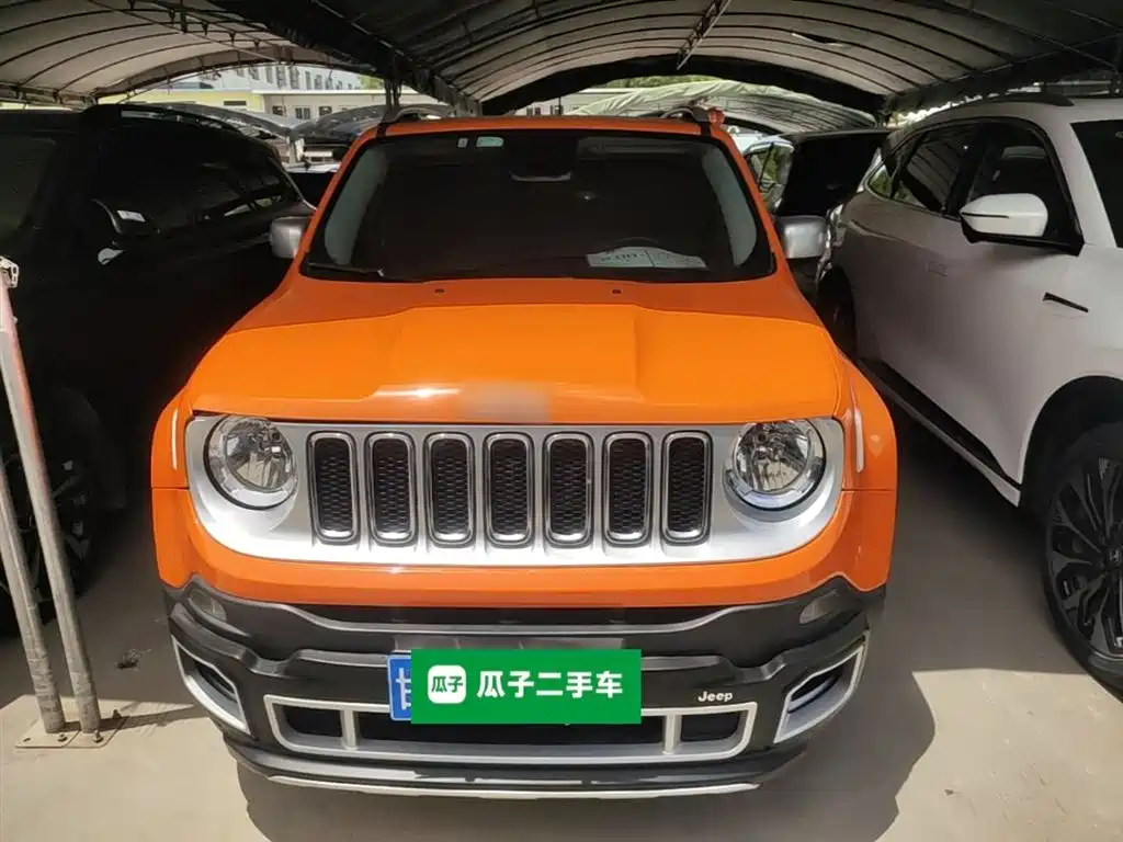 Jeep Renegade 2016 — фото 3