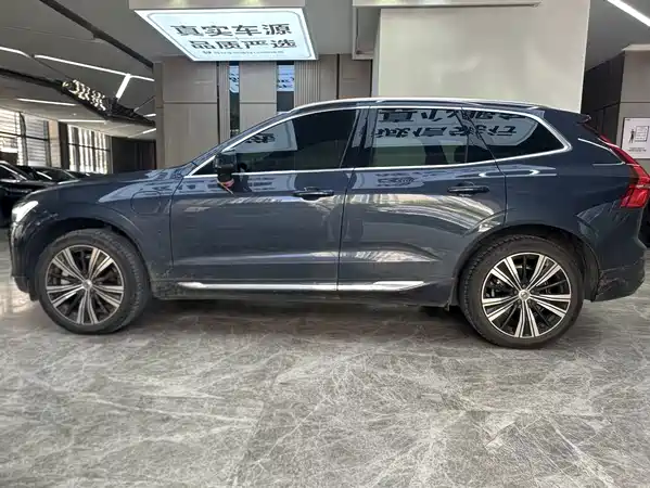 Volvo XC60 Plug-In Hybrid 2022