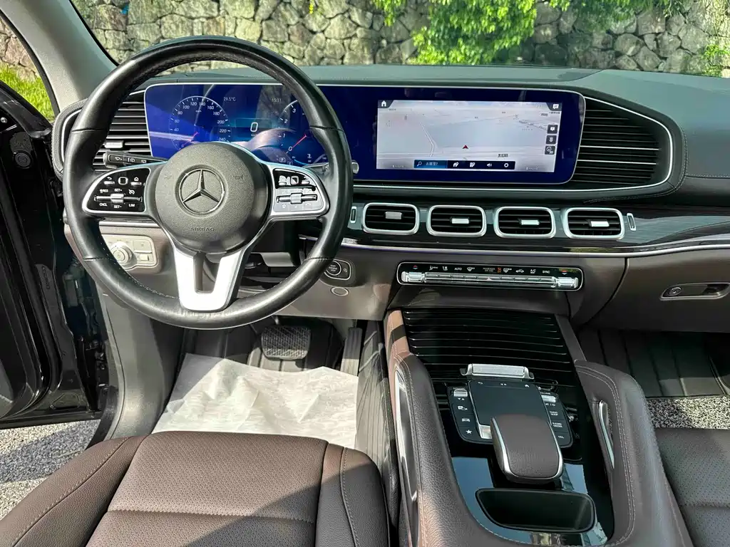 Mercedes-Benz GLE 2023 — фото 12