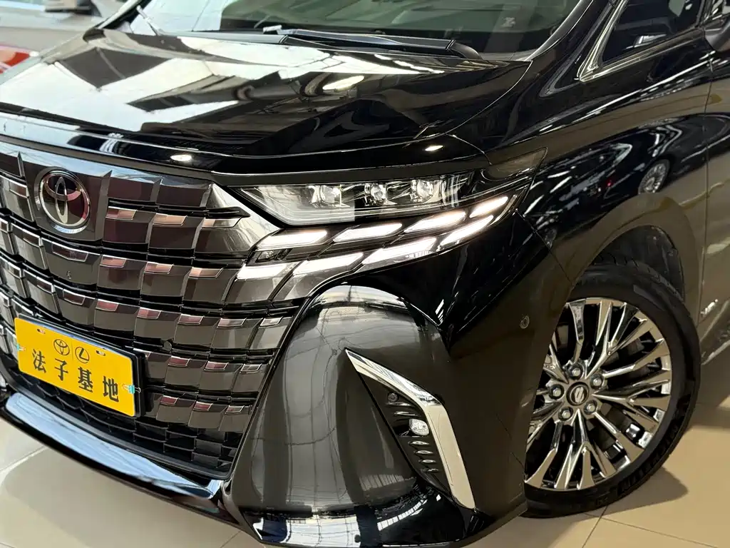 Toyota Alphard 2025 — фото 5