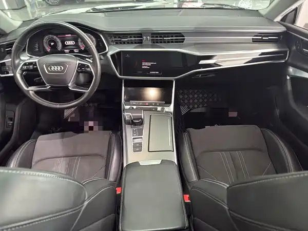 Audi A7L 2024