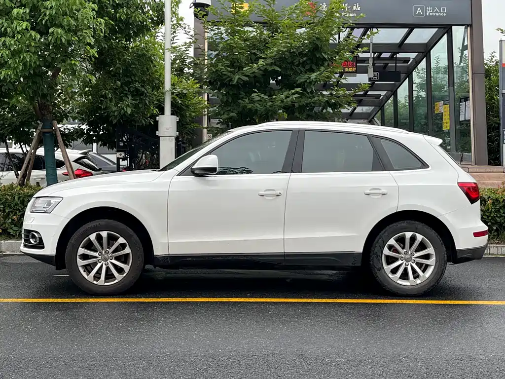Audi Q5 2014