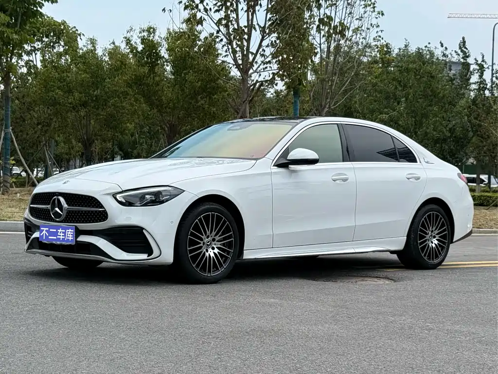 Mercedes-Benz C-Class 2022