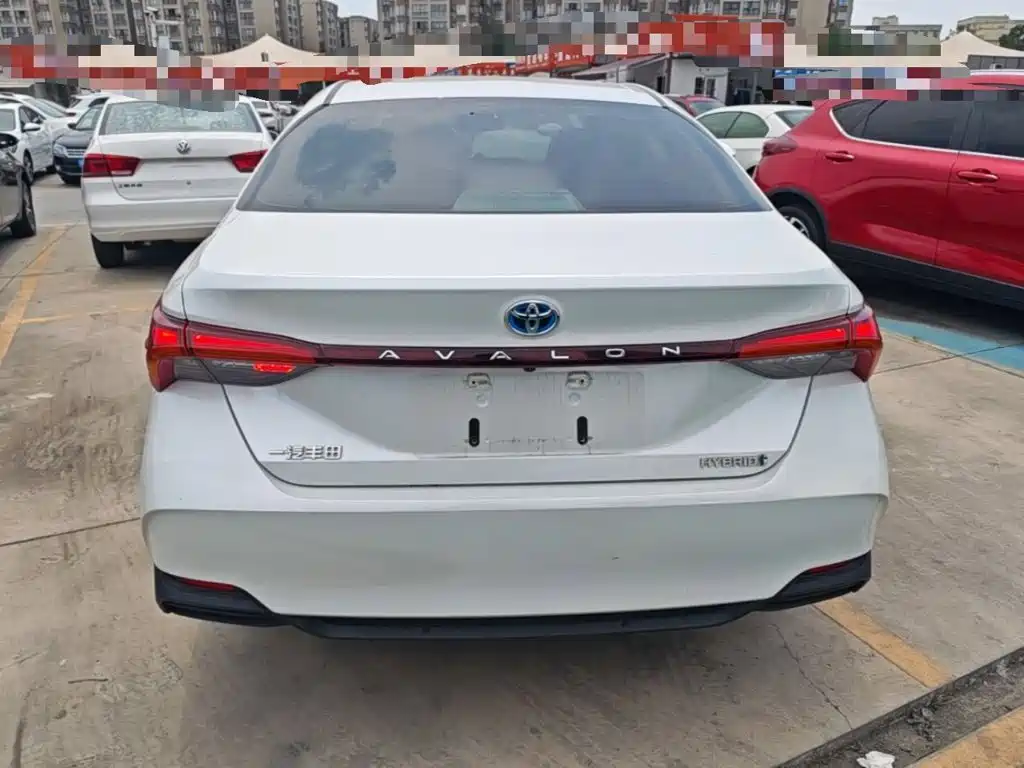 Toyota Avalon 2022