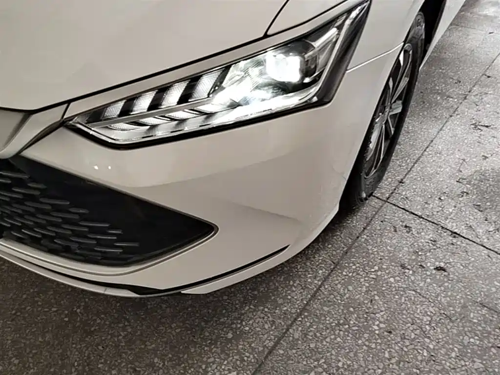 BYD Qin PLUS 2025 — фото 24