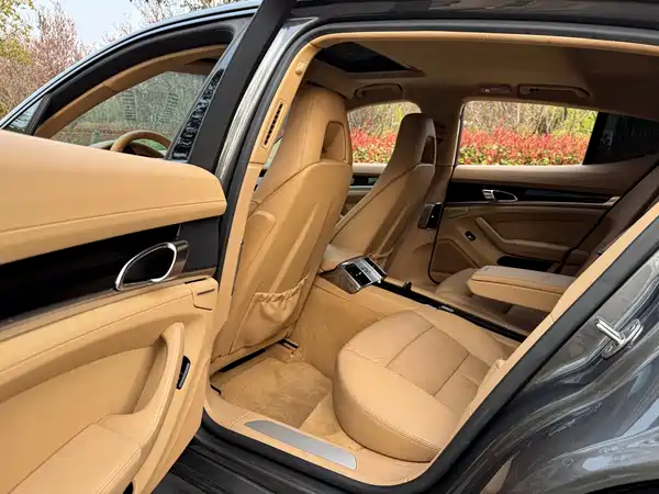 Porsche Panamera 2010