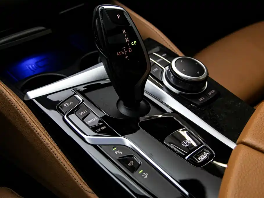 BMW 6 Series GT 2022 — фото 7
