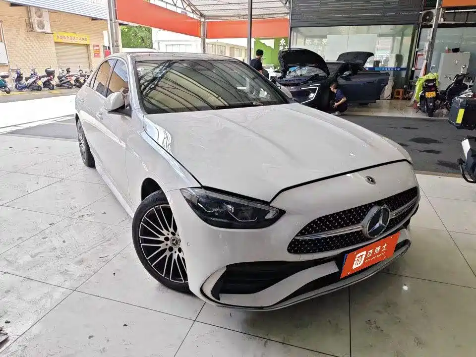 Mercedes-Benz C-Class 2022