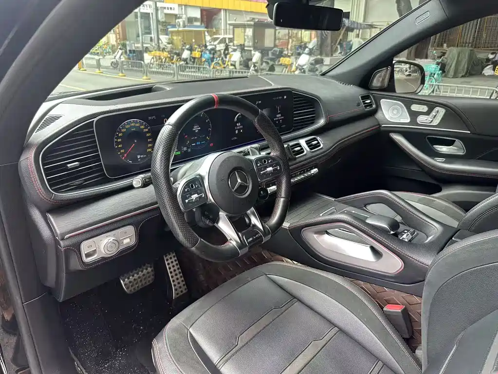 Mercedes-Benz GLE Coupe AMG 2020 — фото 4