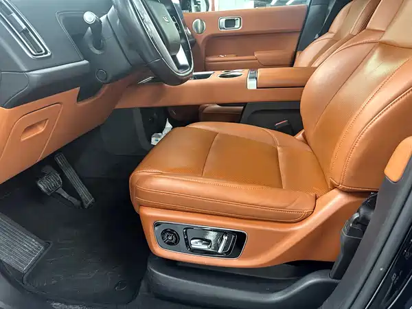 Li Auto L8 2024