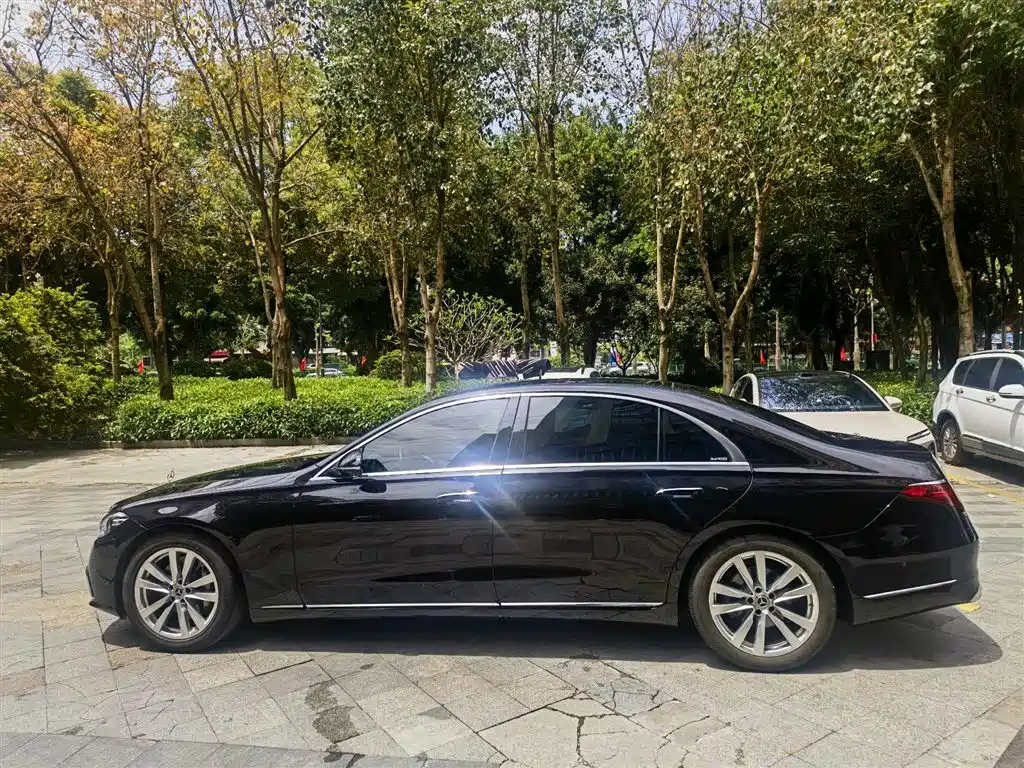 Mercedes-Benz S-Class 2024 — фото 4