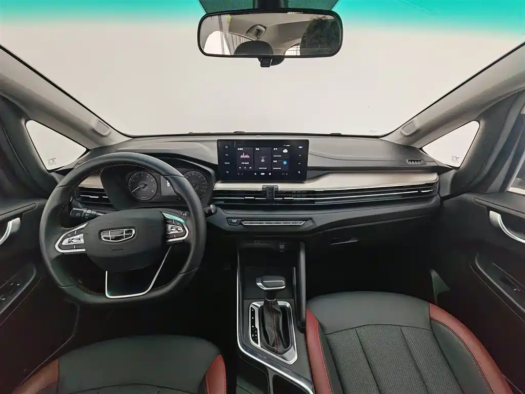 Geely Vision X3 2021 — фото 5