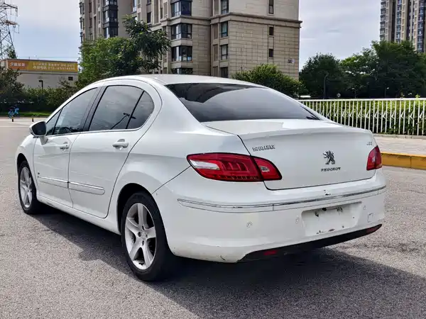 Peugeot 408 2013