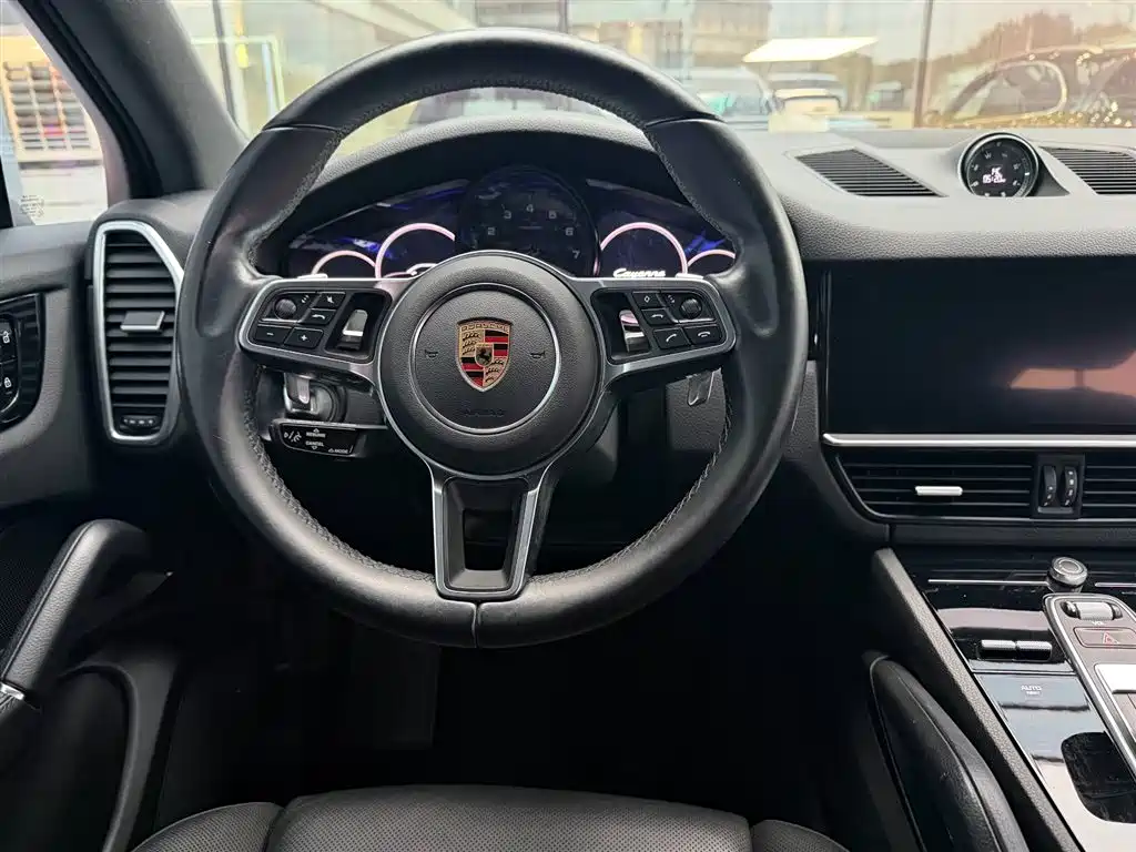 Porsche Cayenne 2021 — фото 20