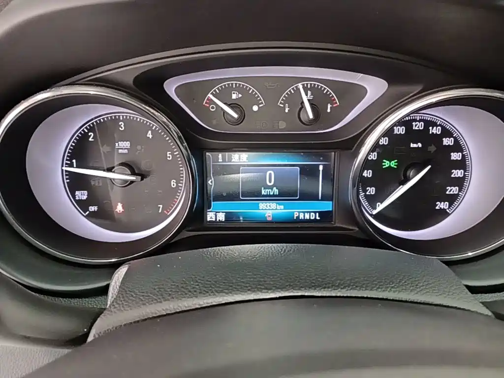 Buick Envision Plus 2020 — фото 12
