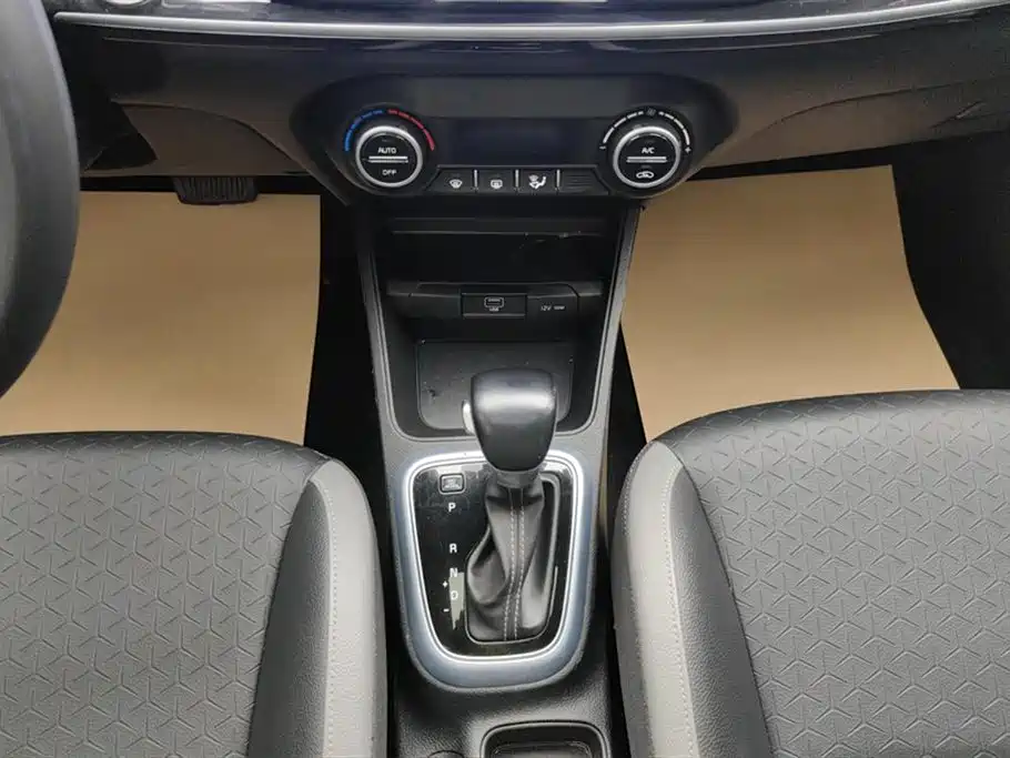 Kia KX1 2019 — фото 16