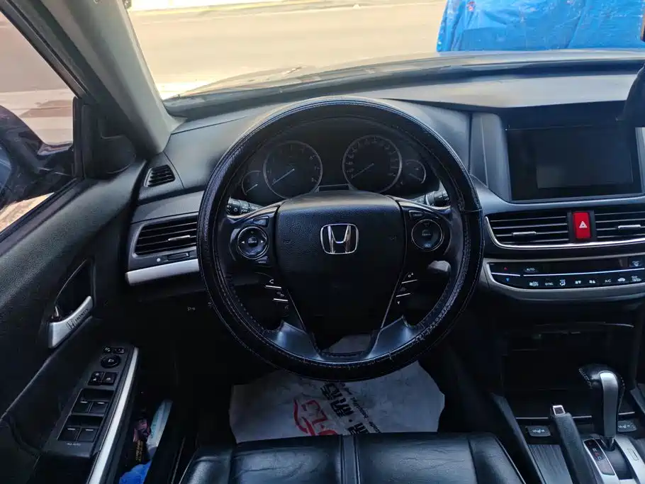 Honda Crosstour 2016 — фото 15