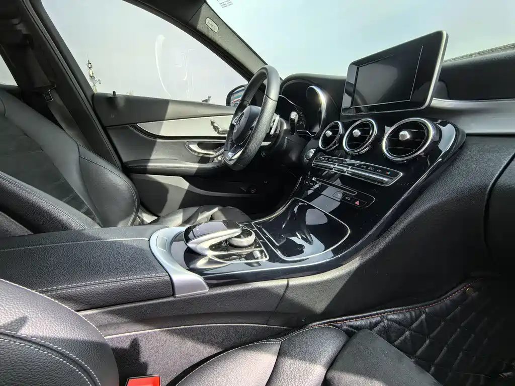 Mercedes-Benz C-Class 2018 — фото 7