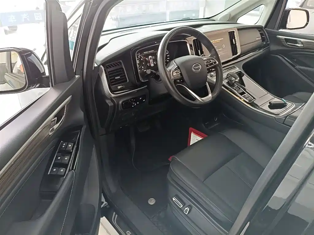 GAC Motor Trumpchi M8 2023 — фото 16